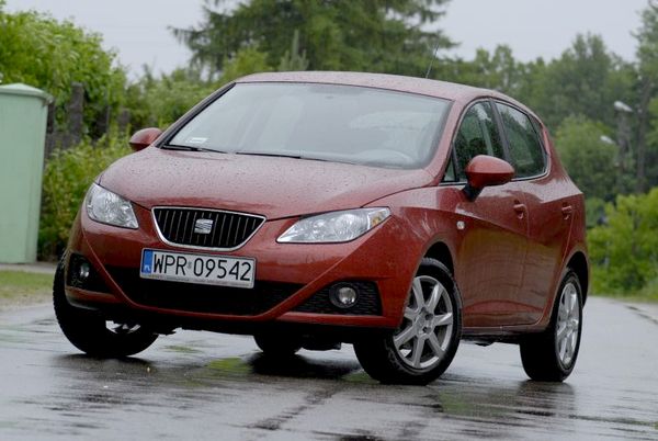Seat Ibiza Passion Plus 1.4