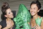 Anna Popek lansuje si� u boku Natalii Lesz