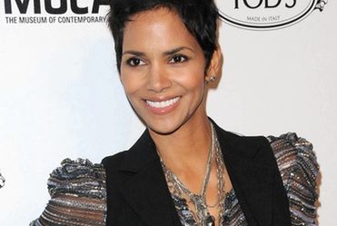 Halle Berry najseksowniejsz� mam� Hollywood