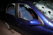 Roztrzaska� auto �ony siekier�