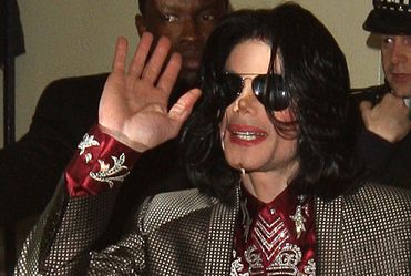 Wykopi� cia�o Jacksona, bo...
