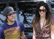 Pete wygl�da jak syn w�asnej �ony!