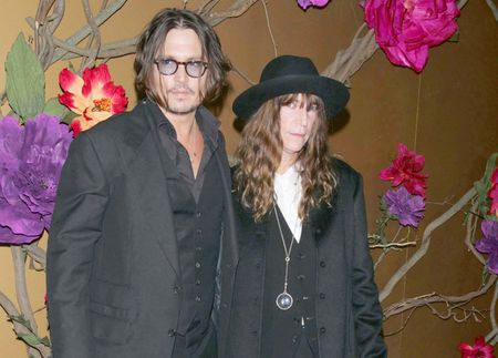 Johnny Depp, Eddie Vedder i Patti Smith ratuj� Tr�jk� z Memphis

