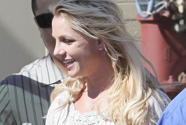 Britney oskar�ona o molestowanie seksualne!