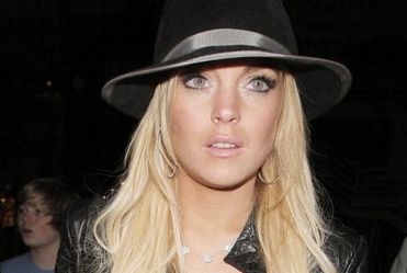 Lindsay Lohan wr�ci�a do Samanthy Ronson