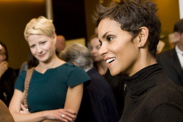 Halle Berry spotka�a si� z polskimi aktorami