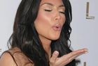 Kim Kardashian odkry�a swoje wdzi�ki