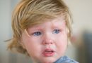 C�rka wybudza si� w nocy z g�o�nym p�aczem