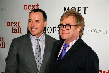 Elton John ma syna!