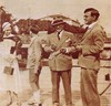 
Foto: Hans Robert Welti 
© Stiftung Adrien Turel, Z�rich
Courtesy of Kunsthaus Z�rich
Dzie�o jest prezentowane podczas wystawy: Picasso



R�wnie ogromne wtedy zainteresowanie - co wystaw� - towarzyszy�o w�wczas samemu pobytowi Pabla Picassa w Z�richu. Dziennikarze chodzili niemal krok w krok za Pa�stwem Picasso, robili mn�stwo zdj�� i nie pozwalali im na prawie �adn� chwil� rodzinnej prywatno�ci. Ale te� na niej Pablowi Picasso chyba tak bardzo ju� wtedy nie zale�a�o: w 1932 roku jego relacje z �on� by�y ju� bardzo napi�te.. 