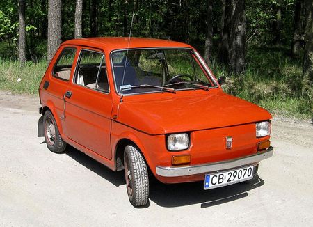 Fiat 126p Maluch Debat podsumowa sam Rybi ski kt ry podkre li 