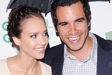 Jessica Alba znowu jest w ci��y!
