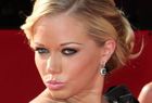 Kendra Wilkinson: czy skandalistka wreszcie si� ustatkowa�a?