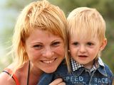 W Polsce samotnych matek jedena�cie razy wi�cej ni� ojc�w 