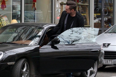 Prezenter TVN je�dzi porsche. I ma problem! Jaki? FOTO