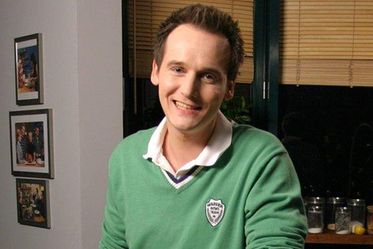 Pascal Brodnicki zosta� pracownikiem biurowym