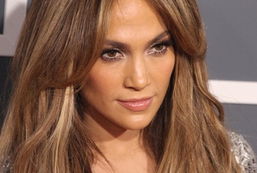 Jennifer Lopez by�a siwa ju� po dwudziestce!