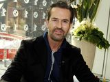 Rupert Everett: Sharon Stone jest stukni�ta