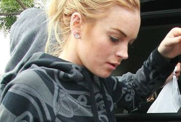 Lindsay Lohan odsiaduje wyrok w domu