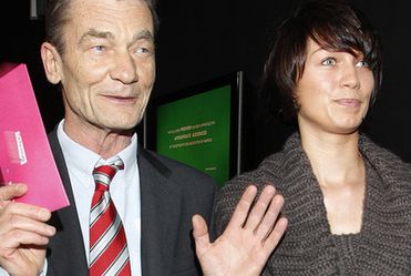 Kiersznowski twierdzi, �e jego dziewczyna jest starsza