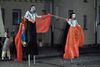 W czasie pi�ciu letnich dni b�dzie mo�na zobaczy� spektakle zespo��w z Polski, m.in.: Teatr AKT, Teatr Narybek From Poland, Teatr Delikates, Teatr Fuzja, Plastyczny Teatr Symbolu, Teatr Pantomimy MIMO, Walny-Teatr i z zagranicy, m.in.: Compagnie Malabar (Francja), Theater TITANICK (Niemcy), Teatro Odndadurto (W�ochy), Companyia La TAL (Hiszpania), Bash Street Theater (Wielka Brytania), Divadlo Continuo (Czechy), Baccala Clown (Szwajcaria), Theater TOL (Belgia).
