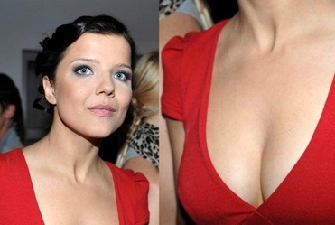 Joanna Jab�czy�ska kusi dekoltem