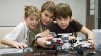 Robotyka w wakacje, czyli jak zosta� M�odym In�ynierem