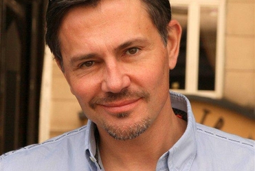 Robert Jarek wygryz� Krzysztofa Ibisza