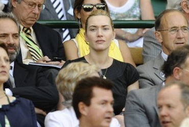 Winslet uratowa�a kobiet�!
