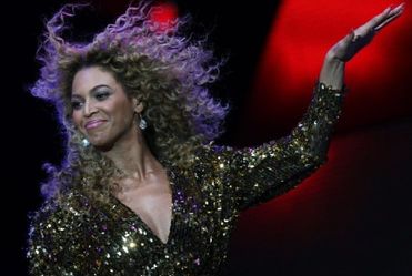 Produkcja filmu z Beyonce od�o�ona