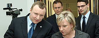 Kempa, Kurski i Napieralski - tak �piewaj� politycy!