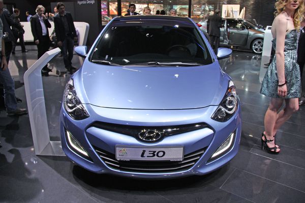 i30