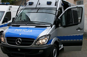 Policji brakuje 20 mln z� na mercedesy. Sk�d je wezm�?