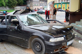 Pijany 19-latek szala� swoim BMW. Zgin�� niewinny cz�owiek