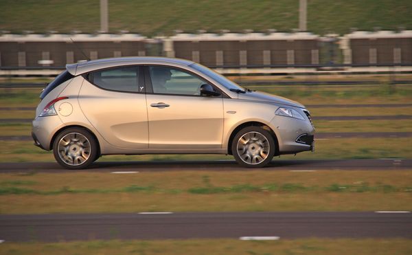 Test: Ypsilon Platinium