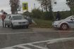 Agent Tomek uwi�d� policjant�w