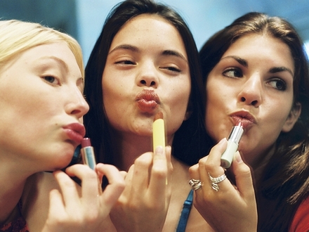 Antykoncepcja hormonalna dla nastolatek?