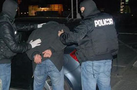 Bokser doigra� si� - akcja antyterroryst�w w Poznaniu