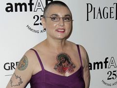Sinead O'Connor wytatuowa�a sobie Jezusa