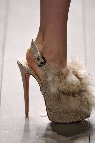 Buty z futerkiem - trend dla Ciebie! 