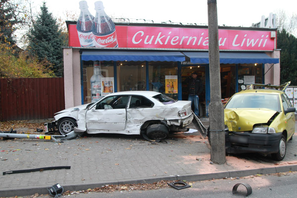 Wypadek samochodowy warszawa bmw #6