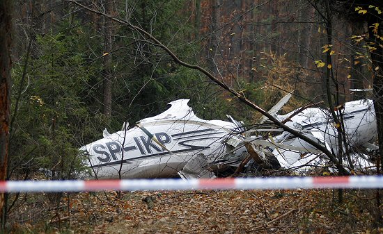 Po katastrofie awionetki: pilot nie mia� uprawnie� 