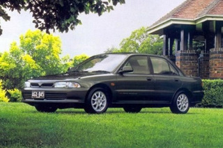 MITSUBISHI Lancer VI(1991-1995)