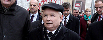 Nie uwierzysz, co Kaczy�ski robi� 13 grudnia 1981 r.!
