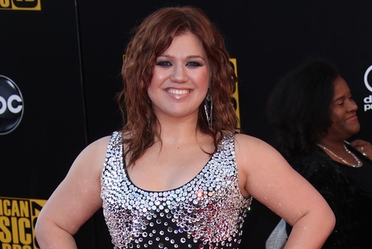 Kelly Clarkson za�piewa z Demi Lovato