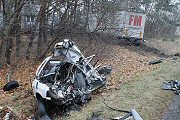 Tragedia! Wjecha� wprost pod ko�a tira