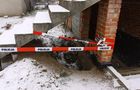 Zakopa�a te�ciow� pod schodami.