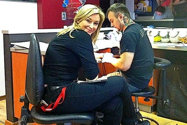 Martyna Wojciechowska zrobi�a tatua�!