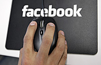 Facebook i w�adze Austrii przeciw neonazi�cie