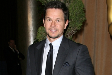 Mark Wahlberg przesta� imprezowa�!